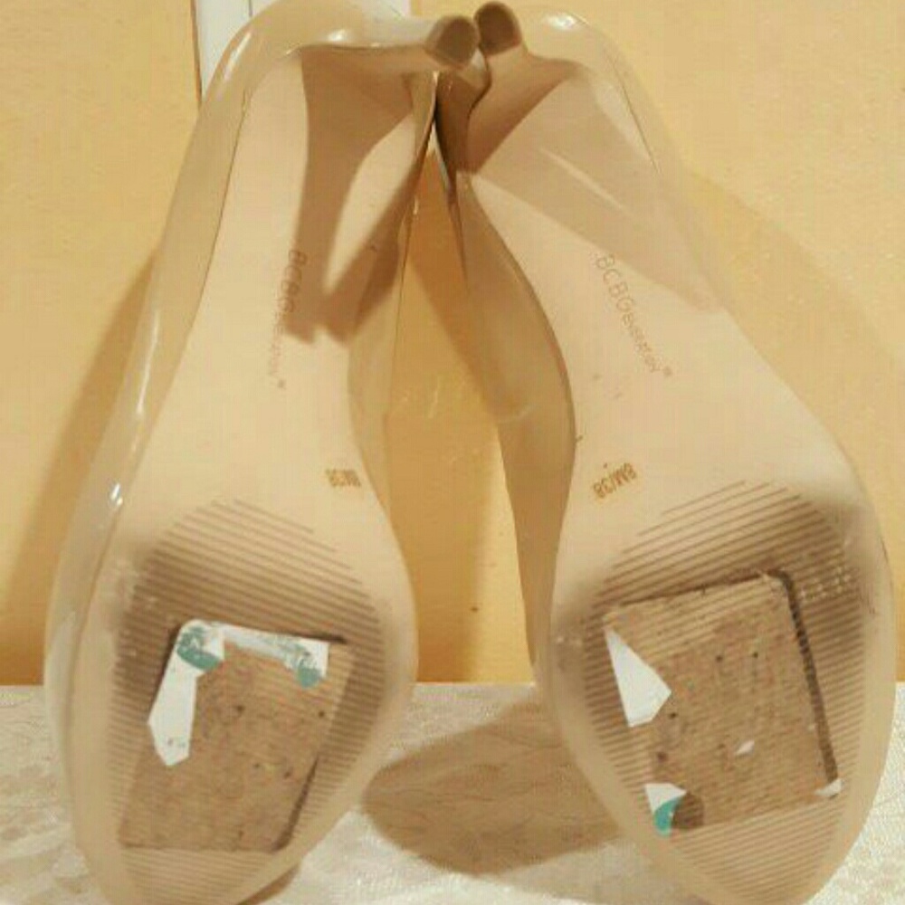 BCBGENERATION Nude Heels - Picture 5 of 5
